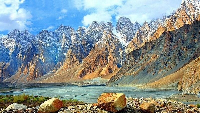 Passu Valley